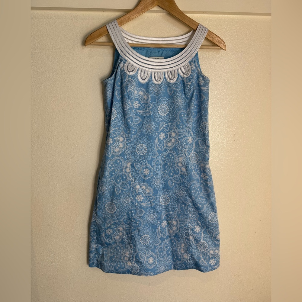 LOFT Light Blue Paisley Sleeveless Mini Dress with White Crochet Trim - Picture 2 of 8